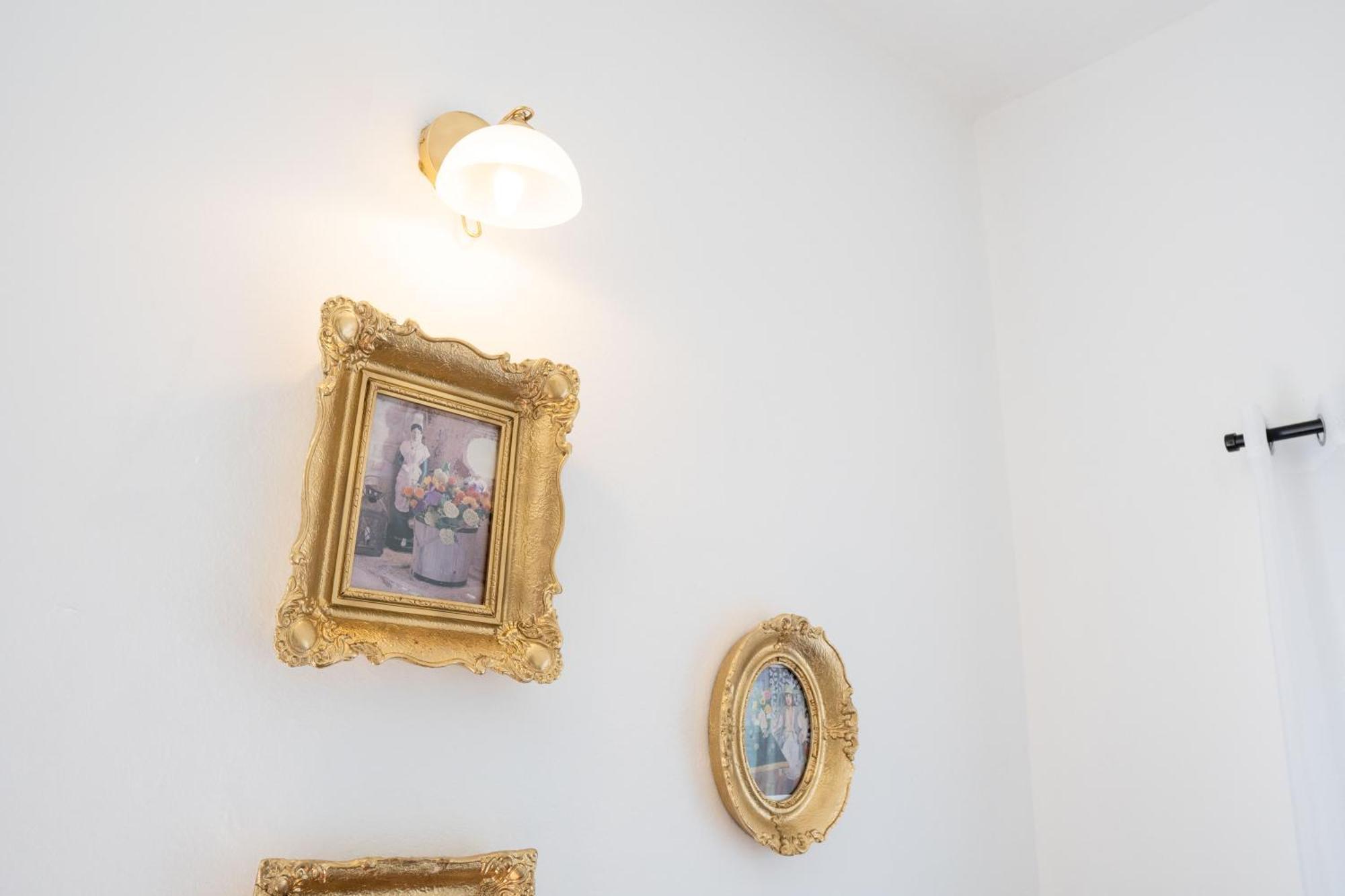 M&B Apartment โกตอร์ ภายนอก รูปภาพ